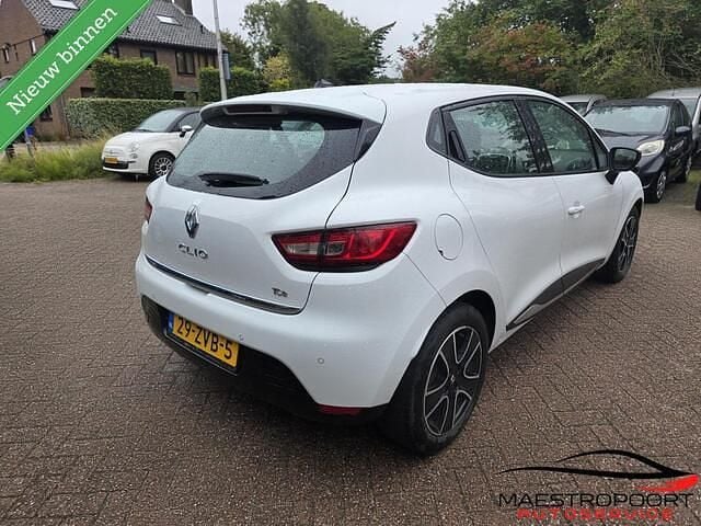 Wit Gebruikt 2013 Renault Clio IV Expression Hatchback | € 3.850 (Goede deal) - Afbeelding 1/4