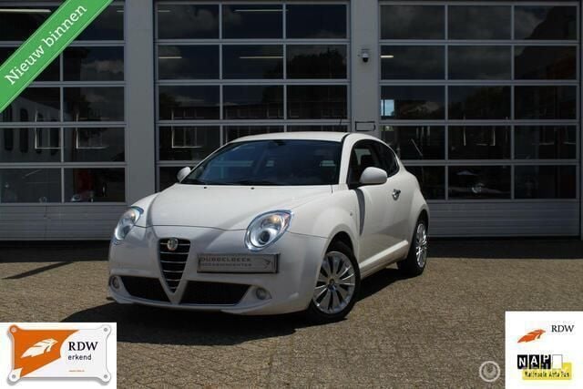 Wit Gebruikt 2013 Alfa Romeo MiTo Distinctive Hatchback | € 1.945 (Goede deal) - Afbeelding 1/4