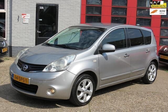 Grijs Gebruikt 2011 Nissan Note MPV | € 3.575 (Eerlijke prijs) - Afbeelding 1/4