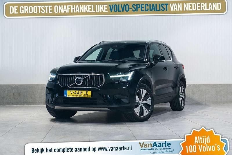 Zwart Occasion 2022 Volvo XC40 SUV | € 20.150 (Super prijs) - Afbeelding 1/3