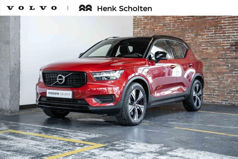 Oranje, metallic lak Gebruikt 2021 Volvo XC40 R-Design SUV | € 29.950 (Eerlijke prijs) - Afbeelding 1/4