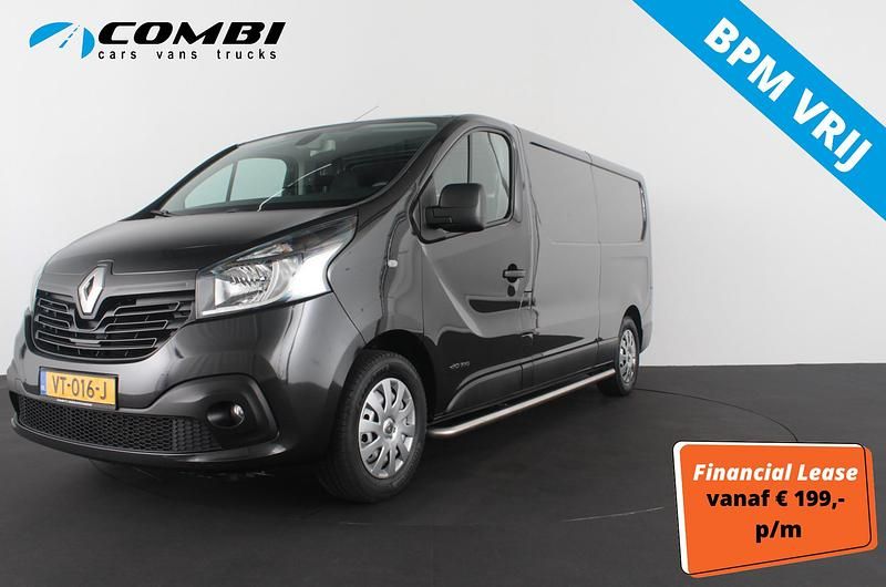 Zwart Gebruikt 2016 Renault Trafic Komfort MPV | € 8.850 (Duur) - Afbeelding 1/4