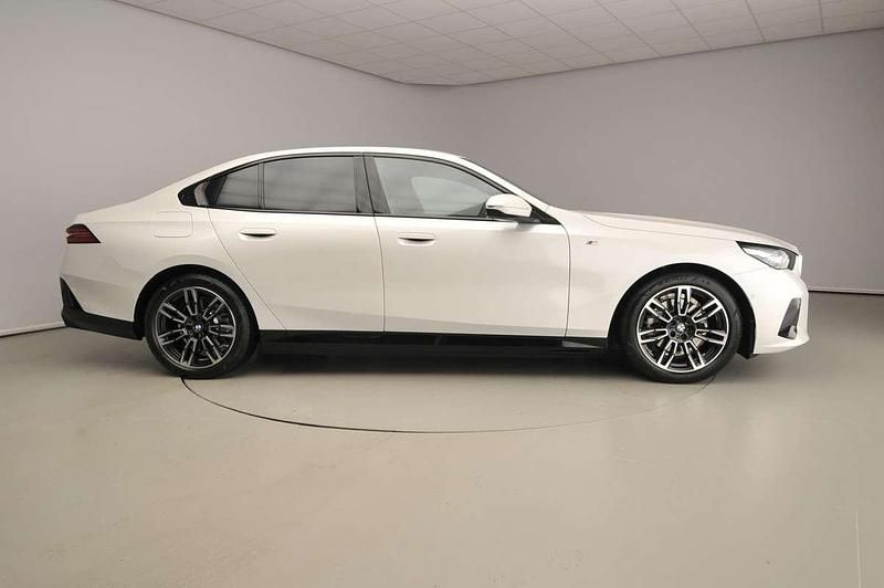 Occasion BMW 530e M Sport 299 PK (219 kW) 2025 Wit Sedan