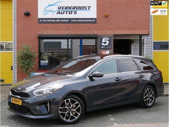 Grijs, metallic lak Gebruikt 2021 Kia Ceed Sportswagon GT-Line Stationwagen | € 18.950 (Eerlijke prijs) - Afbeelding 1/4