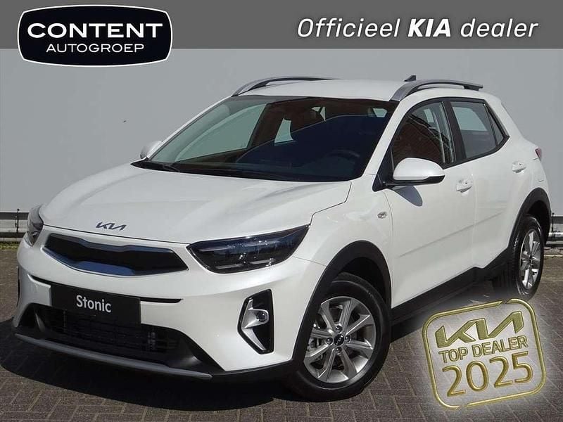 Wit, metallic lak Gebruikt 2024 Kia Stonic SUV | € 26.640 (Eerlijke prijs) - Afbeelding 1/4