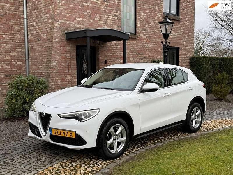Occasion Alfa Romeo Stelvio Sprint 202 PK (148 kW) 2017 Wit SUV