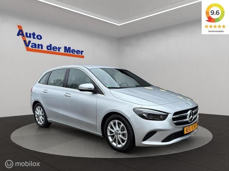 Occasion Mercedes B180 Luxury 136 PK (100 kW) 2022 MPV
