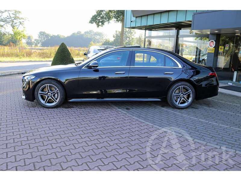 Occasion Mercedes S580 AMG line 15 PK (11 kW) 2022 Zwart, metallic lak Sedan