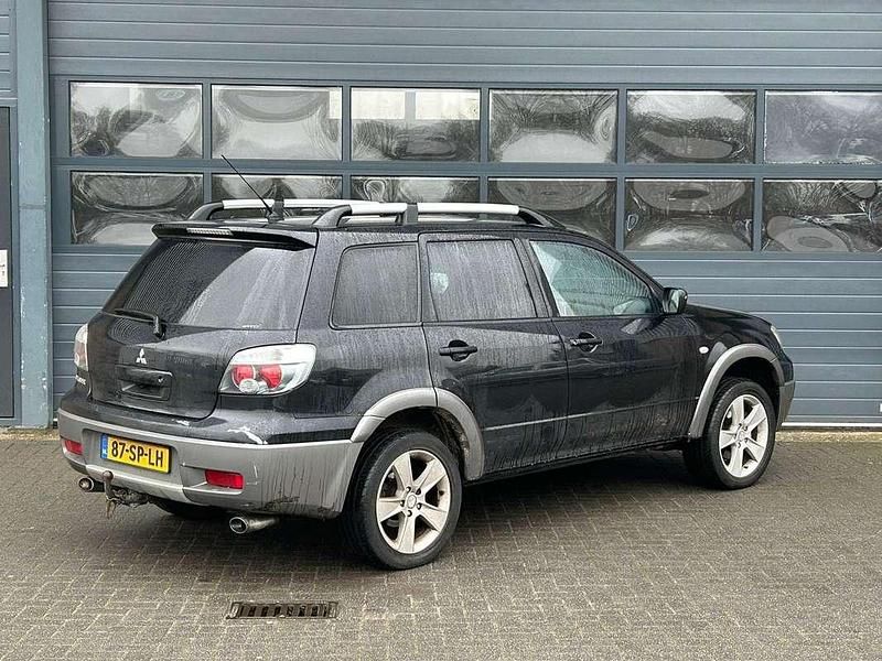Occasion Mitsubishi Outlander Intense 161 PK (118 kW) 2006 Zwart SUV
