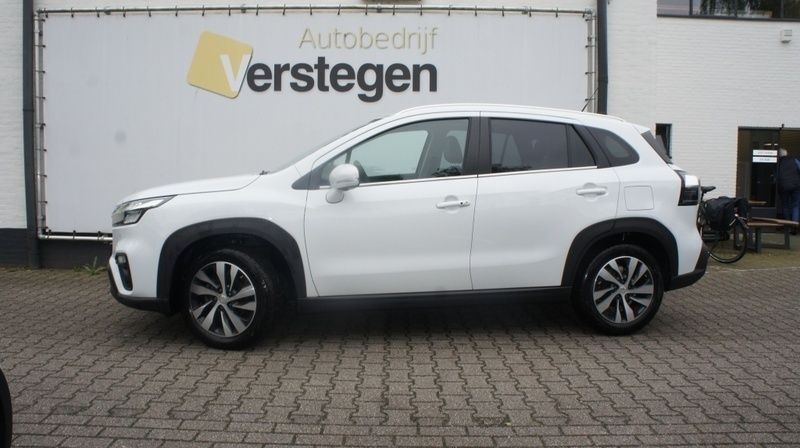 Wit Gebruikt 2024 Suzuki SX4 S-Cross Style SUV | € 29.450 (Iets duurder) - Afbeelding 1/4