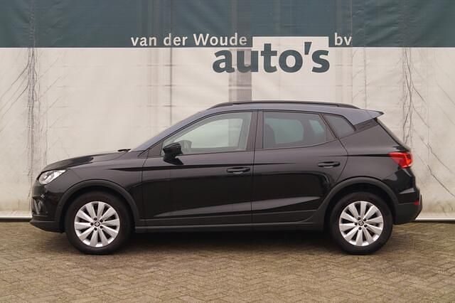 Zwart Occasion 2020 Seat Arona Business SUV | € 11.900 (Eerlijke prijs) - Afbeelding 1/4