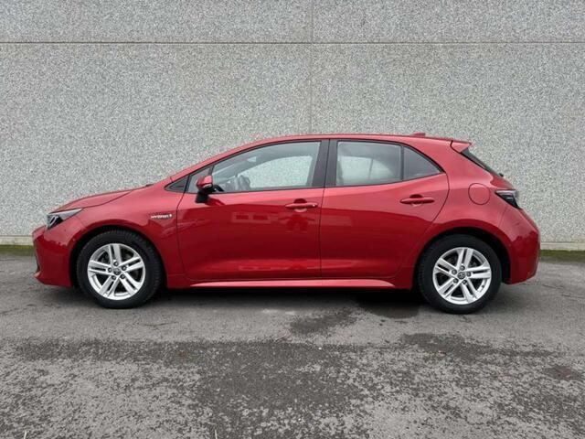 Occasion Toyota Corolla 2021 Rood Sedan