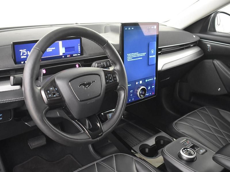 Occasion Ford Mustang 259 PK (190 kW) 2021 Blauw SUV