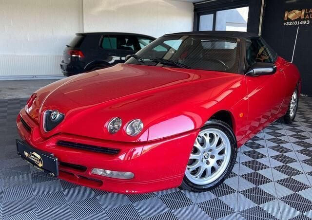 Occasion Alfa Romeo Spider 150 PK (110 kW) 2002 Rood Cabriolet