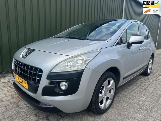Grijs Gebruikt 2010 Peugeot 3008 MPV | € 2.799 (Eerlijke prijs) - Afbeelding 1/4