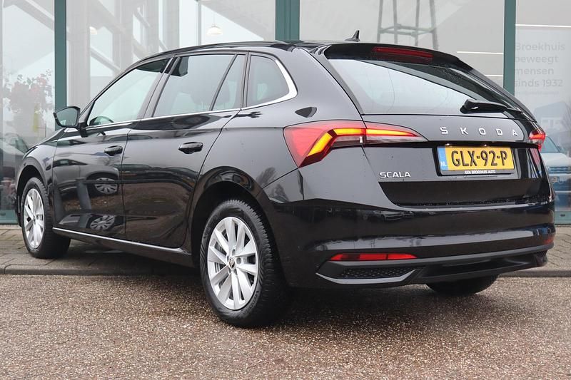 Occasion Skoda Scala Business Line 2024 Zwart Hatchback