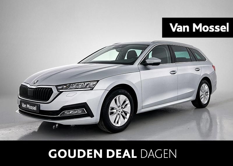 Grijs Gebruikt 2021 Skoda Octavia Ambition Stationwagen | € 20.944 (Eerlijke prijs) - Afbeelding 1/4