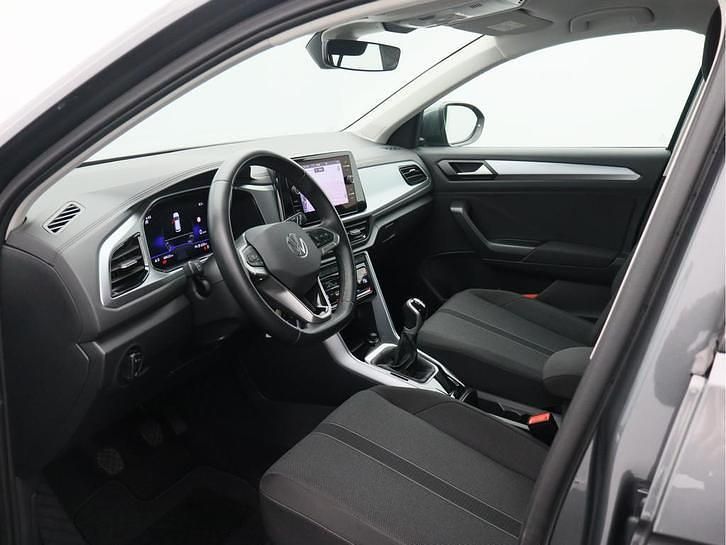 Occasion VW T-Roc Business 112 PK (82 kW) 2023 Grijs (metallic) SUV