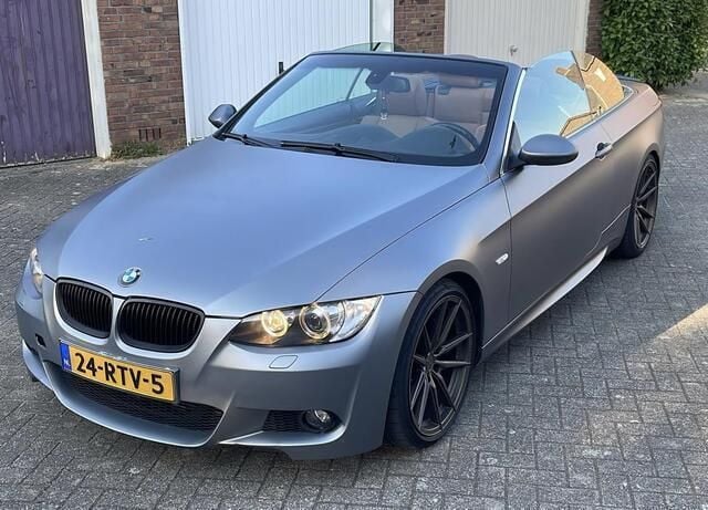 Grijs Gebruikt 2008 BMW 335 Cabriolet Cabriolet | € 11.450 (Goede deal) - Afbeelding 1/4