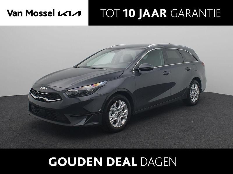 Grijs Nieuw 2025 Kia Ceed Sportswagon Stationwagen | € 29.990 (Eerlijke prijs) - Afbeelding 1/4