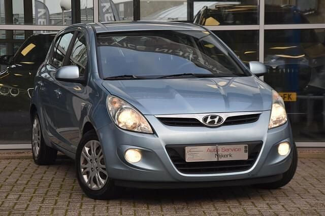 Blauw Occasion 2009 Hyundai i20 Hatchback | € 2.295 (Super prijs) - Afbeelding 1/4