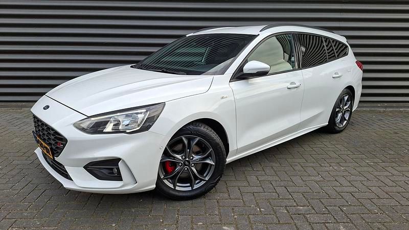 Wit Occasion 2020 Ford Focus Business Edition Stationwagen | € 15.450 (Eerlijke prijs) - Afbeelding 1/4