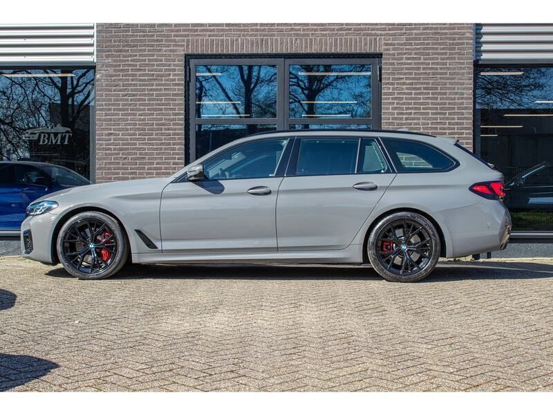 Occasion BMW 530 M Sport 263 PK (193 kW) 2021 Grijs, metallic lak Stationwagen