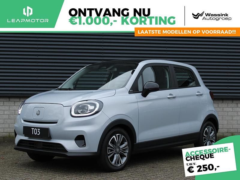 Grijs Nieuw 2024 Leapmotor T03 Hatchback | € 19.640 (Eerlijke prijs) - Afbeelding 1/4