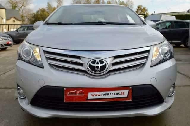 Occasion Toyota Avensis 146 PK (107 kW) 2013 Zilver Sedan