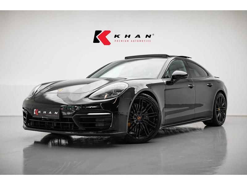 Zwart Gebruikt 2021 Porsche Panamera Platinum Edition Sedan | € 79.950 (Eerlijke prijs) - Afbeelding 1/4
