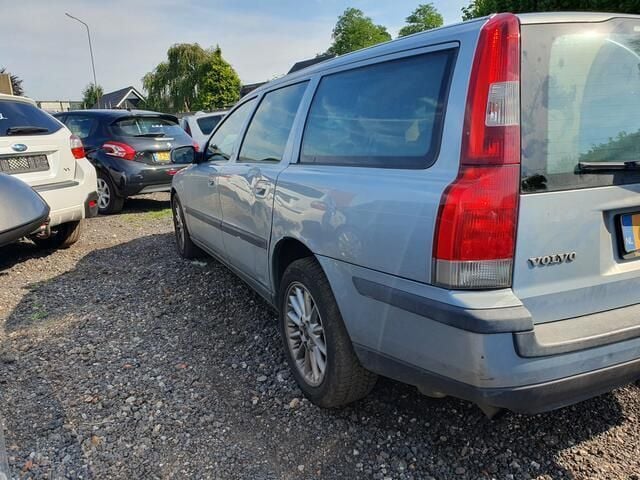 Occasion Volvo V70 Comfort 141 PK (103 kW) 2001 Grijs Stationwagen