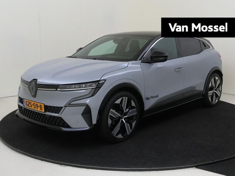 Grijs Gebruikt 2025 Renault Mégane Iconic Hatchback | € 40.940 (Duur) - Afbeelding 1/4