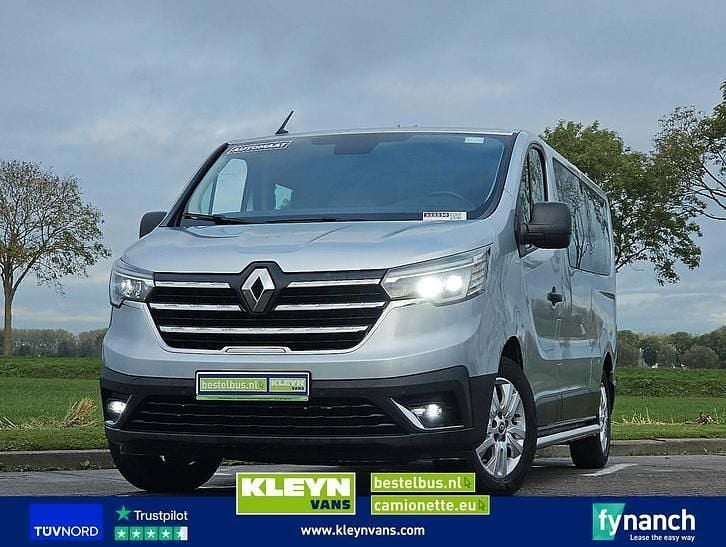 Zilver Occasion 2022 Renault Trafic MPV | € 25.850 (Super prijs) - Afbeelding 1/4
