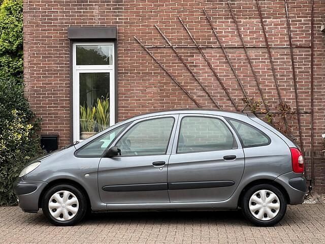 Occasion Citroën Xsara Picasso 116 PK (85 kW) 2003 Grijs MPV