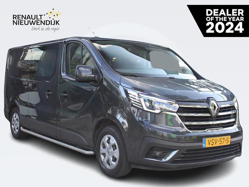 Grijs Gebruikt 2022 Renault Trafic Van | € 28.640 (Duur) - Afbeelding 1/4