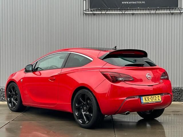 Occasion Opel Astra GTC Sport 170 PK (125 kW) 2015 Rood Hatchback