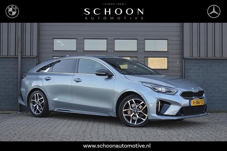 Grijs, metallic lak Occasion 2019 Kia ProCeed GT-Line Hatchback | € 17.950 (Goede deal) - Afbeelding 1/3