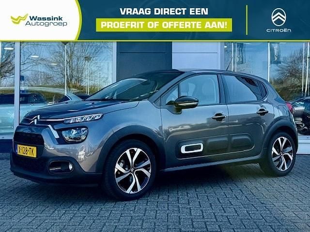 Grijs, metallic lak Gebruikt 2024 Citroën C3 PureTech Hatchback | € 16.690 (Eerlijke prijs) - Afbeelding 1/4