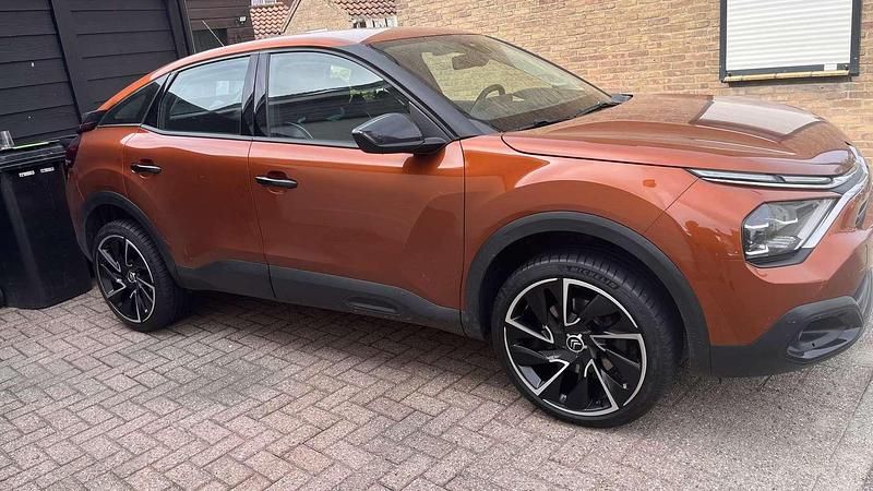 Occasion 2021 Citroën C4 Feel Sedan | € 16.500 (Eerlijke prijs) - Afbeelding 1/4