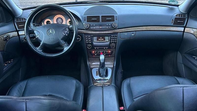 Occasion Mercedes E350 Avantgarde 272 PK (200 kW) 2005 Zwart Stationwagen