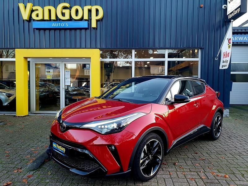 Rood Gebruikt 2022 Toyota C-HR Sport SUV | € 27.995 (Iets duurder) - Afbeelding 1/4