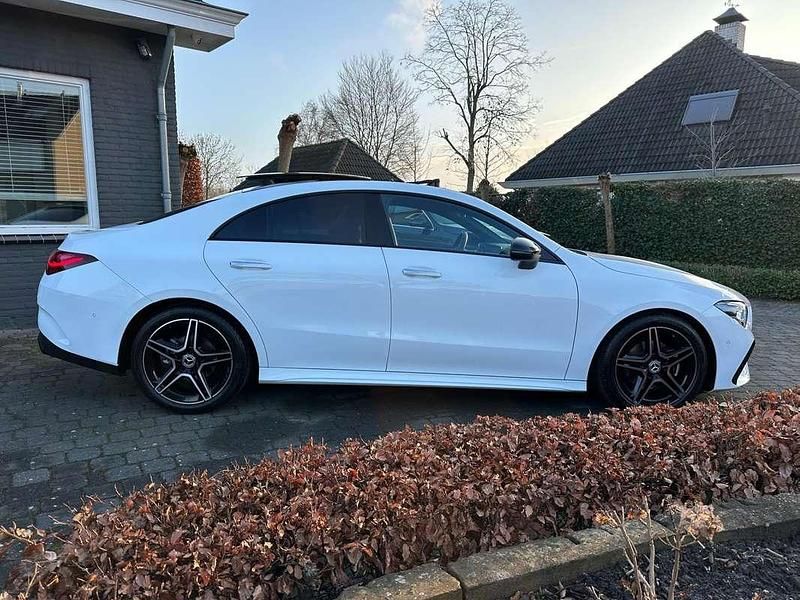 Occasion Mercedes CLA180 AMG line 136 PK (100 kW) 2024 Wit Sedan