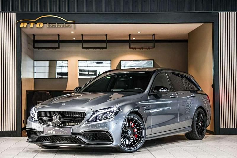 Grijs, metallic lak Gebruikt 2017 Mercedes C63 AMG AMG Stationwagen | € 63.000 - Afbeelding 1/4