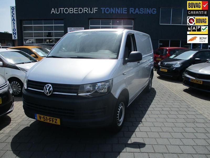 Grijs Gebruikt 2018 VW T6 Van | € 13.940 (Super prijs) - Afbeelding 1/4
