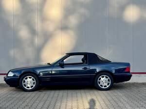Blauw189 smaragdschwarzmet. Gebruikt 1997 Mercedes SL500 Cabriolet | € 26.900 - Afbeelding 1/4
