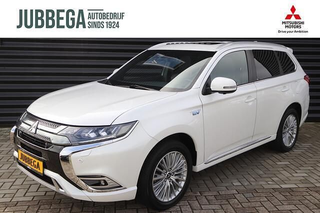 Wit Gebruikt 2020 Mitsubishi Outlander Instyle SUV | € 27.795 (Duur) - Afbeelding 1/4