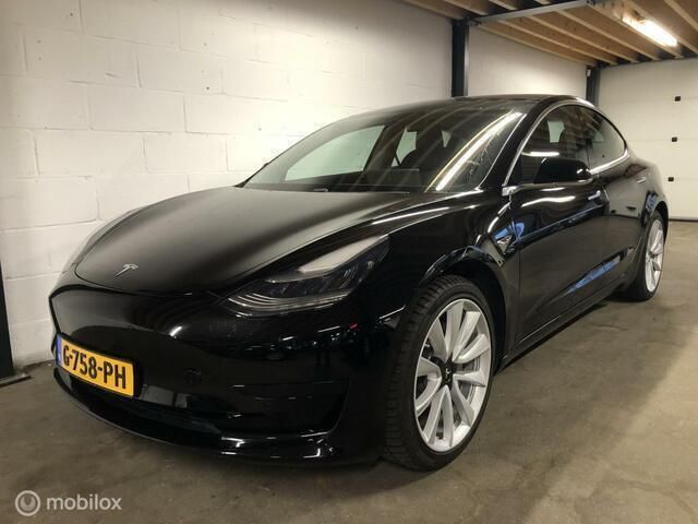 Hatchback Gebruikt 2019 Tesla Model 3 Standard Range Sedan | € 23.950 (Duur) - Afbeelding 1/4