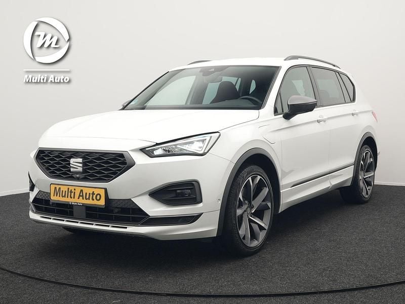 Wit, metallic lak Gebruikt 2021 Seat Tarraco FR SUV | € 29.730 (Eerlijke prijs) - Afbeelding 1/4