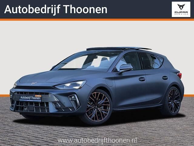 Grijs Gebruikt 2025 Cupra Leon VZ Hatchback | € 46.900 - Afbeelding 1/4