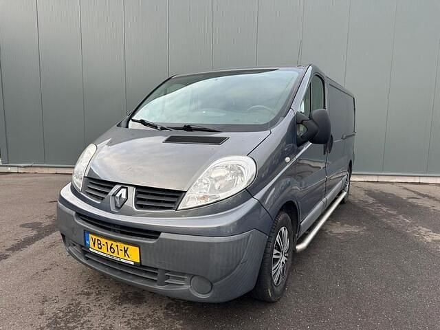 Grijs Gebruikt 2013 Renault Trafic MPV | € 3.495 (Goede deal) - Afbeelding 1/4